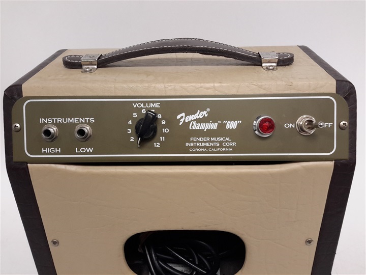 Hock Shop Canada | FENDER CHAMPION 600 TUBE AMP