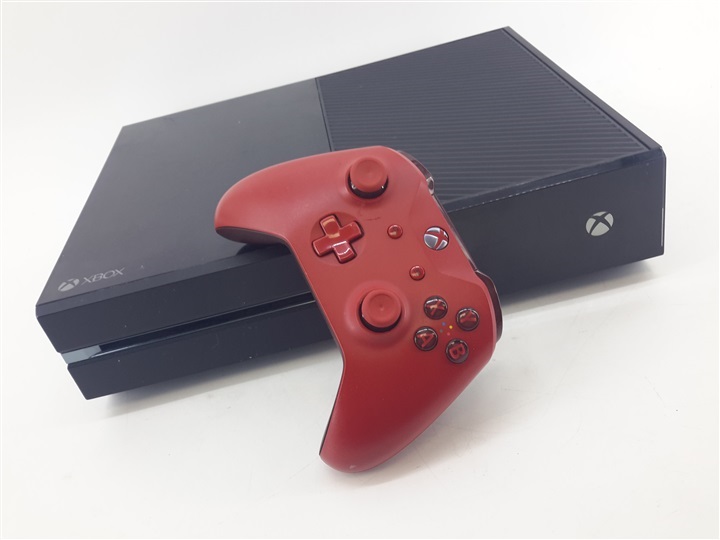 Hock Shop Marketplace 500 GB MICROSOFT XBOX ONE GAME SYSTEM