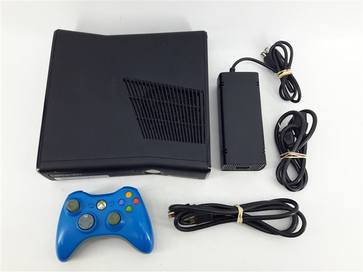 Microsoft Xbox 360 S 4GB System