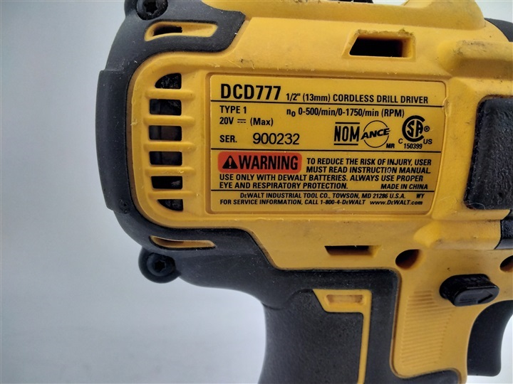 Dewalt drill with battery deals and charger